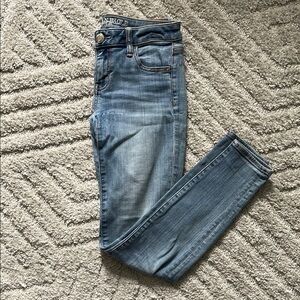 American Eagle Women's Blue Super Stretch Skinny Jeans